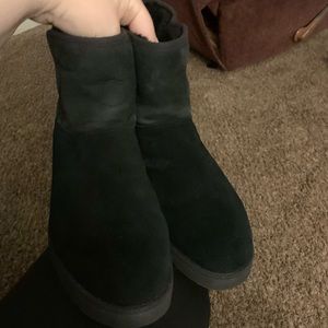 Uggs size 9.5